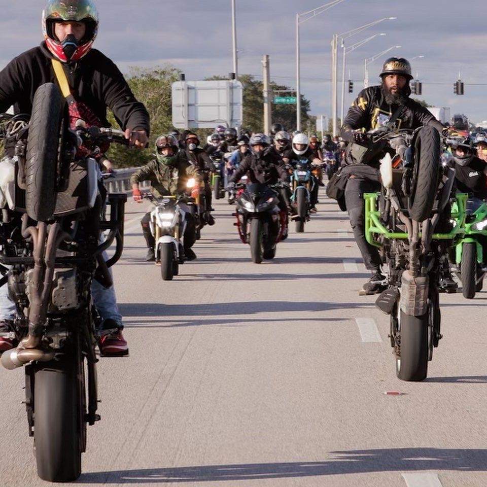 Group ride wheelies
